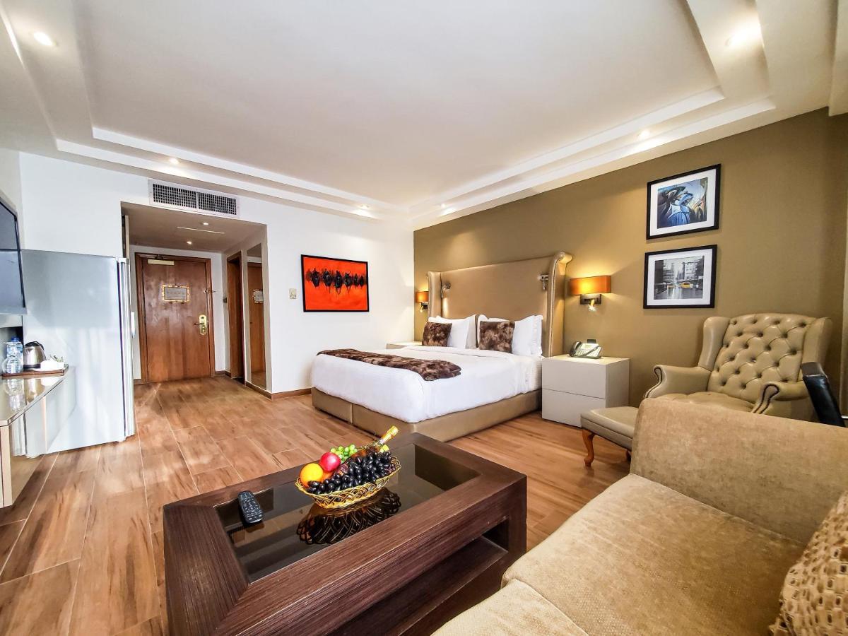 Victoria Crown Plaza Hotel Λάγος Εξωτερικό φωτογραφία